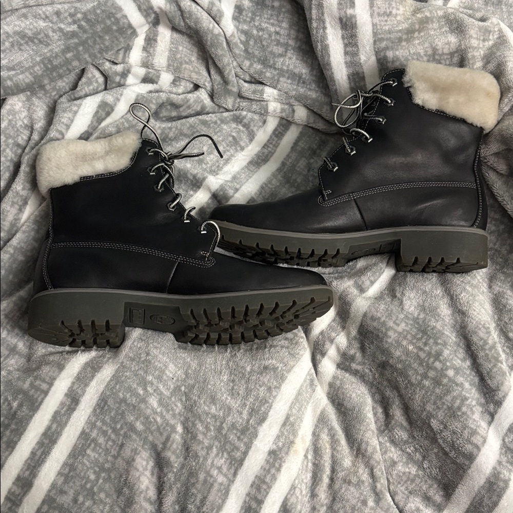Timberland Women's Black & White High Top Leather Winter Boots - Picture 8 of 11